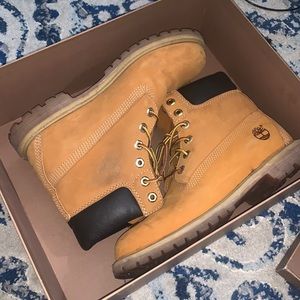 TIMBERLAND BOOTS